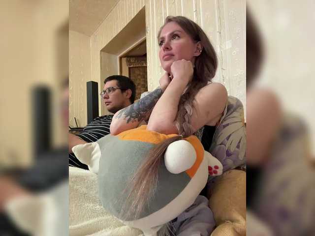 Letti28's BongaCams show and profile