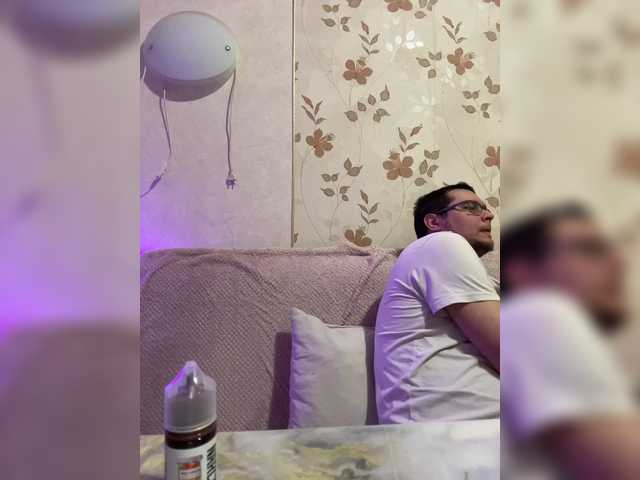 Letti28's BongaCams show and profile