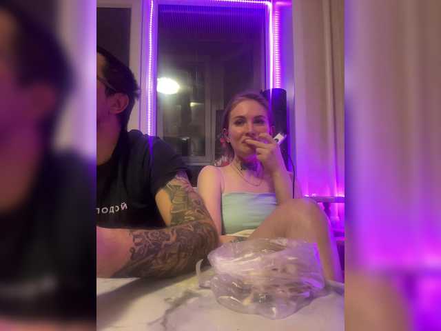 Letti28 from BongaCams