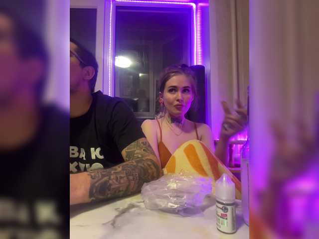 Letti28 from BongaCams