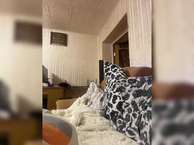 Letti28's BongaCams show and profile