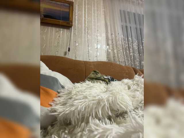 le modèle Letti28 est en webcam porno dans un show sur le site bongacams, il possède les tags suivants: White/Caucasian,Brunette,Shaved