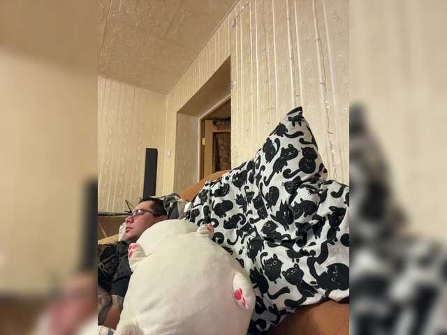 Letti28 from BongaCams