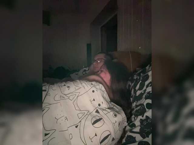 Letti28's BongaCams show and profile