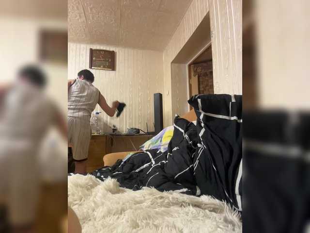 Letti28's BongaCams show and profile