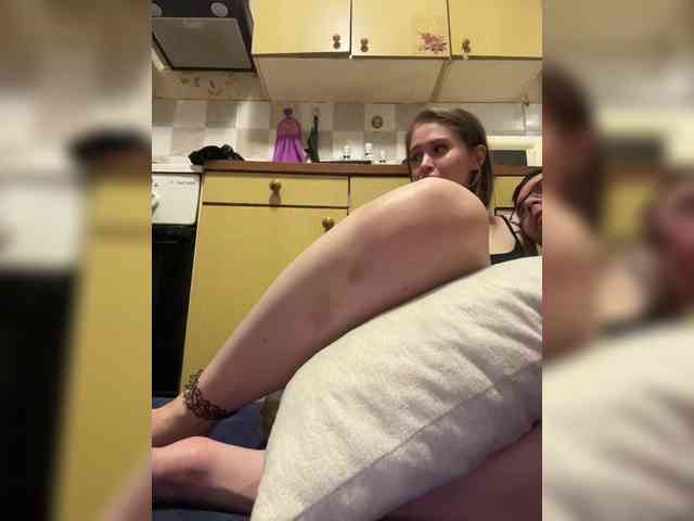 Letti28 Live Webcam on BongaCams