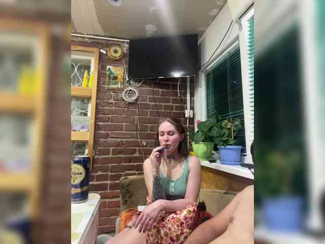 Letti28 Live Webcam on BongaCams