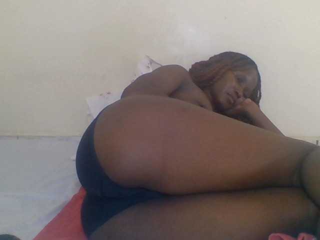 Ebonycutegal's BongaCams show and profile