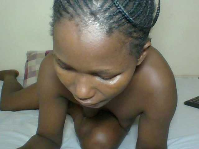 Ebonycutegal's BongaCams show and profile