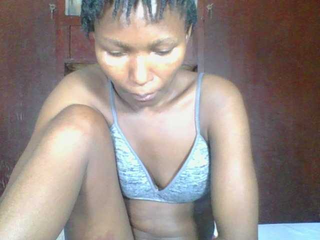 Ebonycutegal webcam bongacams model stream image