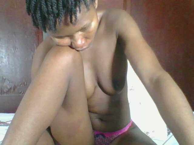 Ebonycutegal on BongaCams 