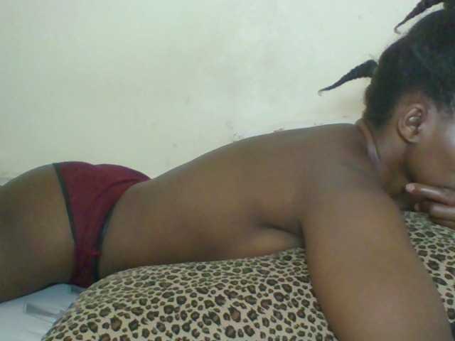Ebonycutegal webcam
