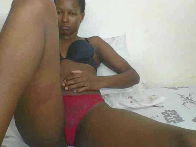 Ebonycutegal webcam