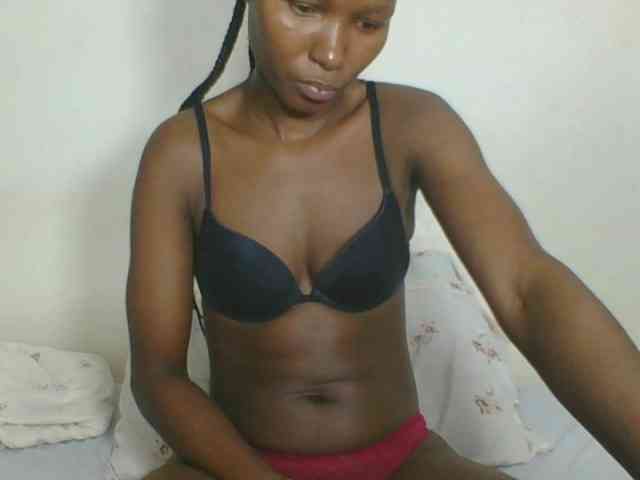 Ebonycutegal webcam