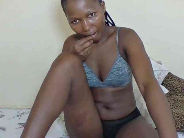 Ebonycutegal webcam