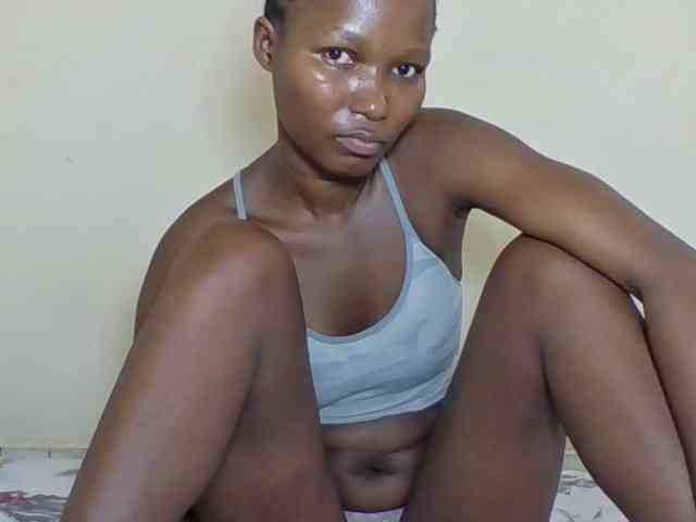 Ebonycutegal webcam