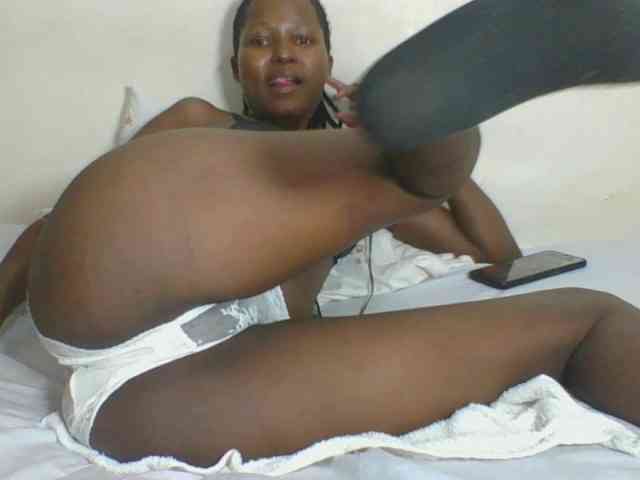 Ebonycutegal webcam