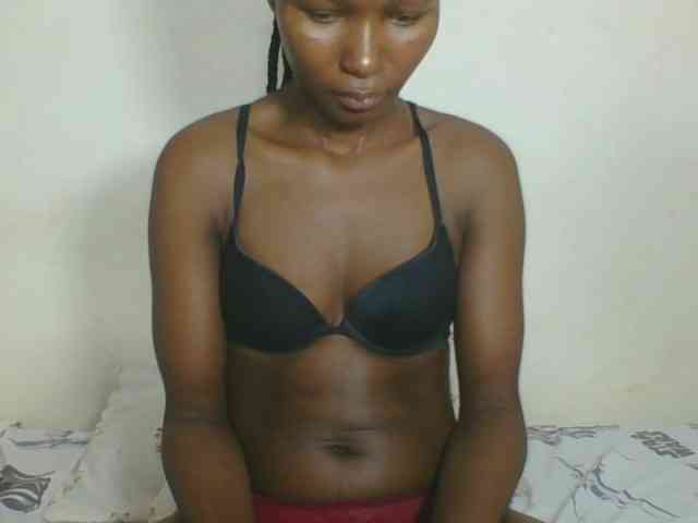Ebonycutegal webcam