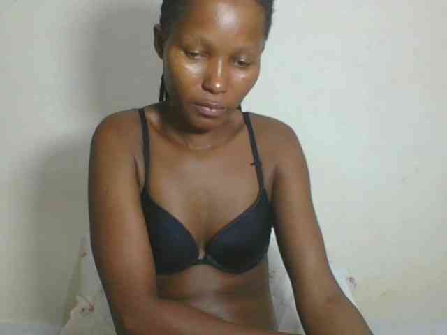 Ebonycutegal webcam