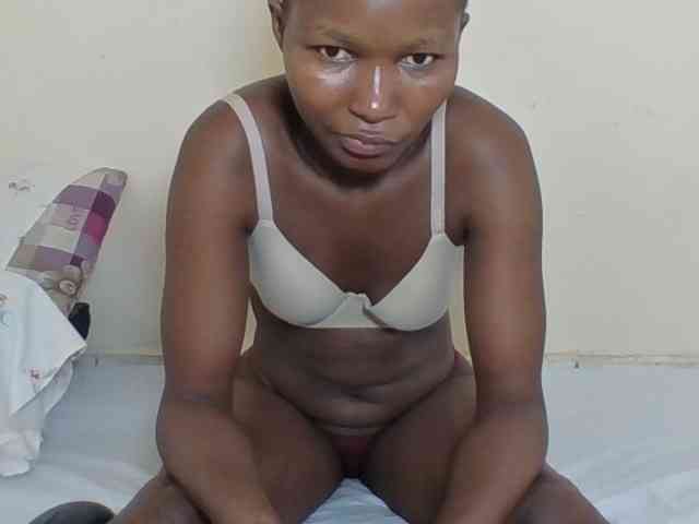 Ebonycutegal webcam