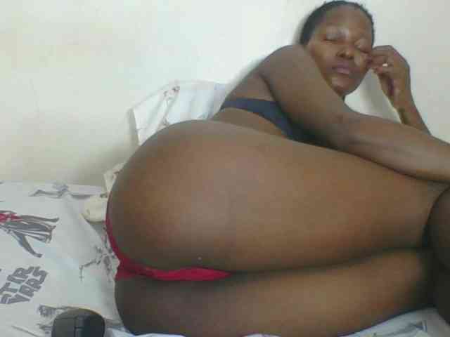 Ebonycutegal webcam