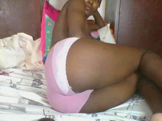Ebonycutegal webcam