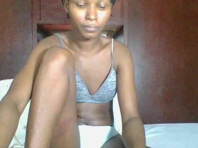 Ebonycutegal webcam