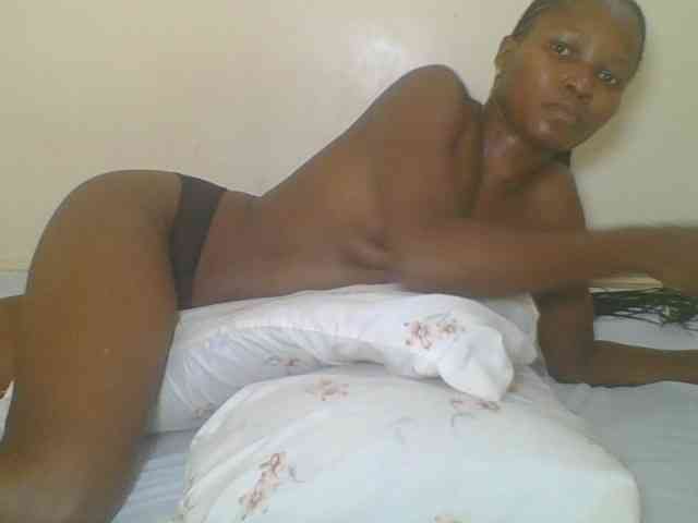 Ebonycutegal Ebonycutegal