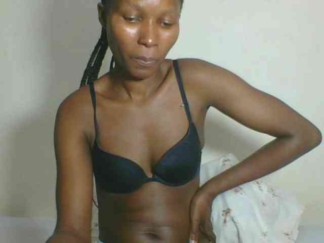 Ebonycutegal webcam