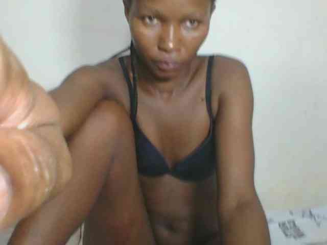 Ebonycutegal webcam
