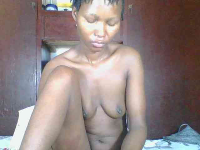 Ebonycutegal webcam