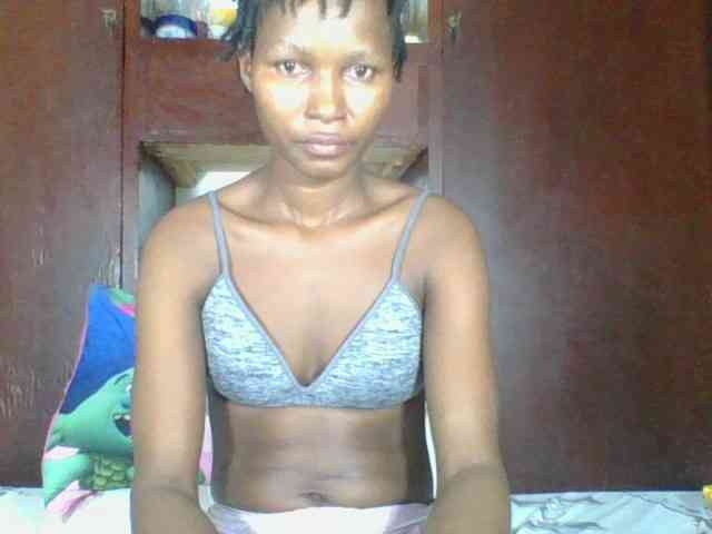 Ebonycutegal webcam
