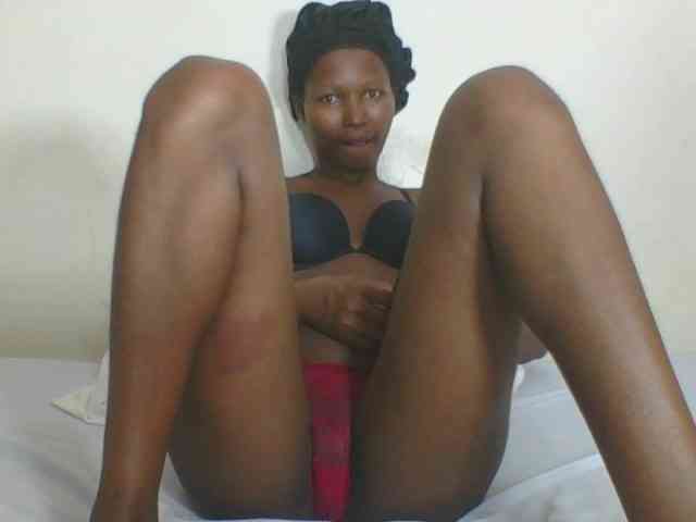 Ebonycutegal webcam