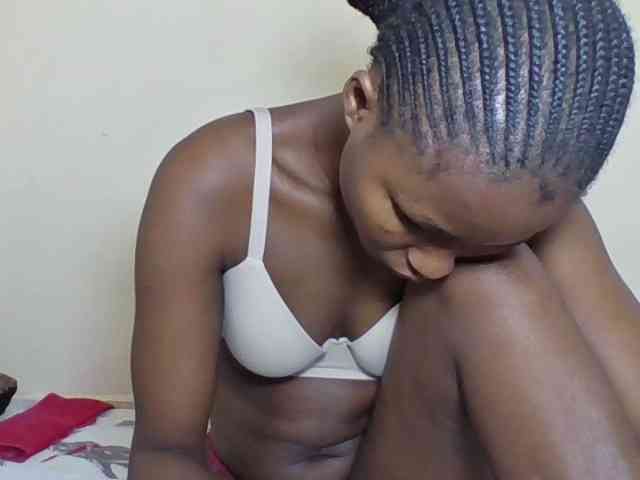 Ebonycutegal webcam