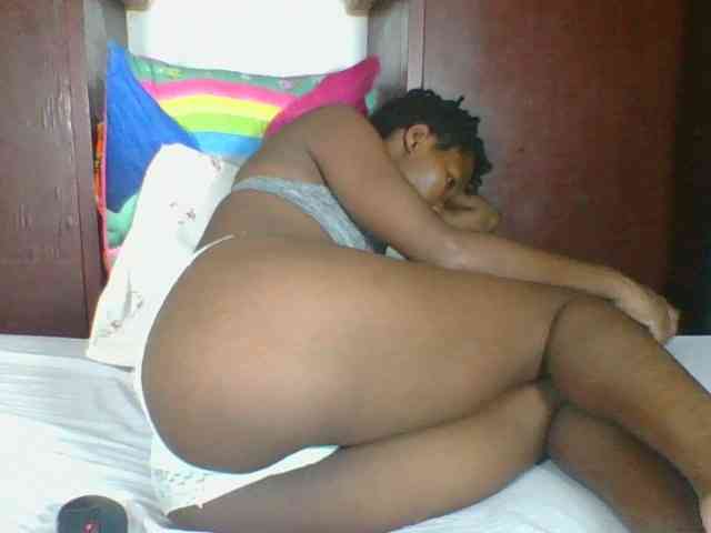 Ebonycutegal webcam