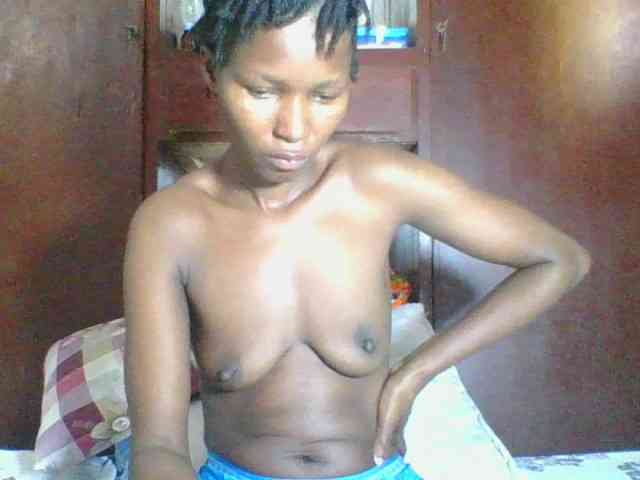 Ebonycutegal webcam