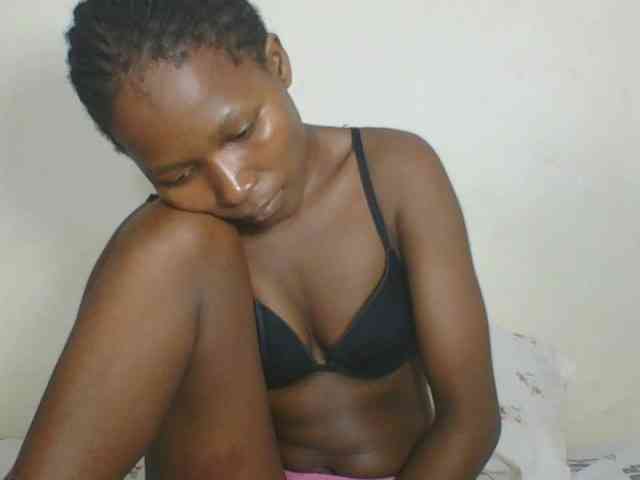 Ebonycutegal webcam