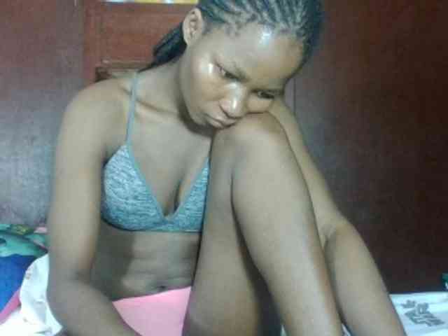 Ebonycutegal webcam