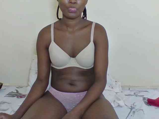 Ebonycutegal webcam