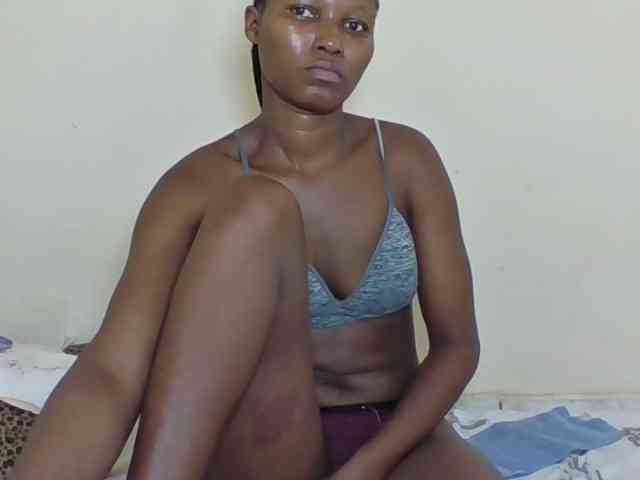 Ebonycutegal webcam