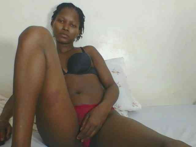 Ebonycutegal webcam