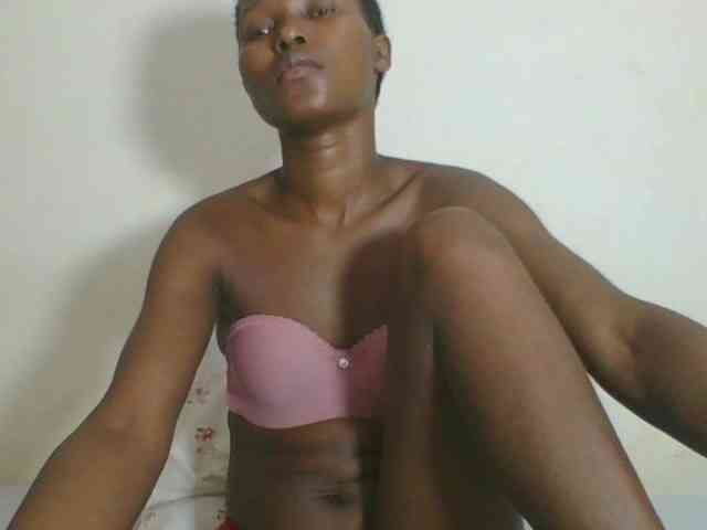 Ebonycutegal webcam