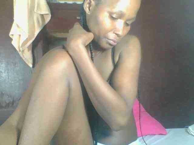 Ebonycutegal webcam