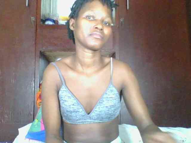 webcam strip Ebonycutegal