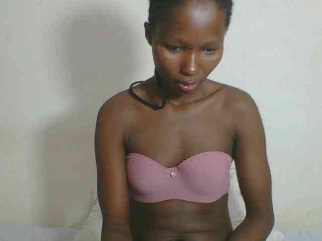 Ebonycutegal webcam
