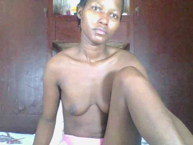 Ebonycutegal webcam