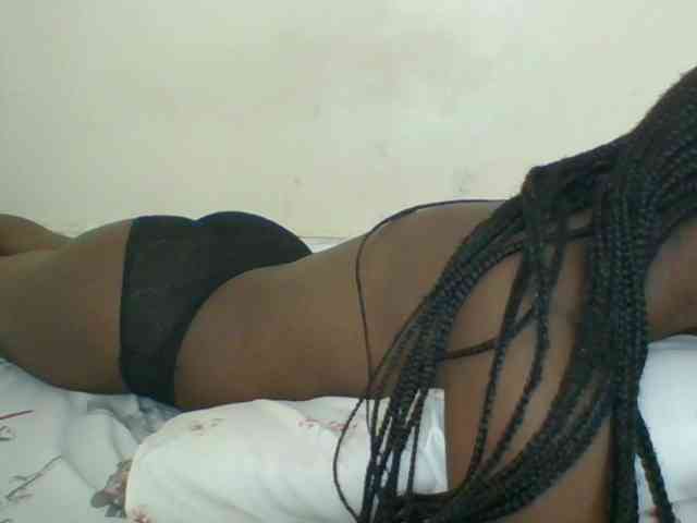 Ebonycutegal webcam