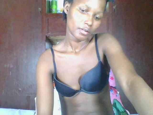 Ebonycutegal webcam