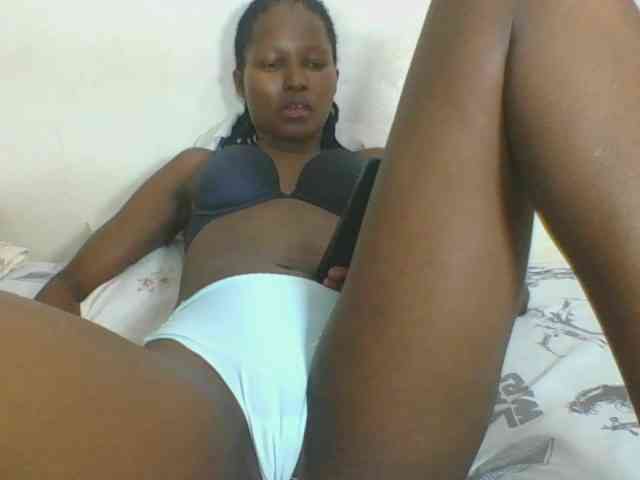 Ebonycutegal webcam