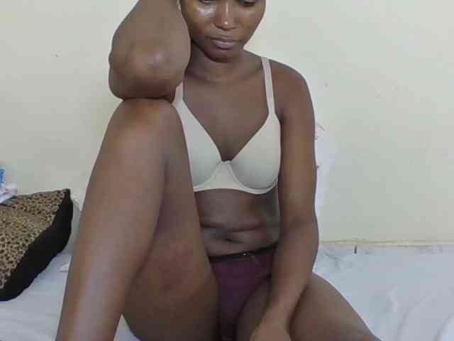 Ebonycutegal webcam
